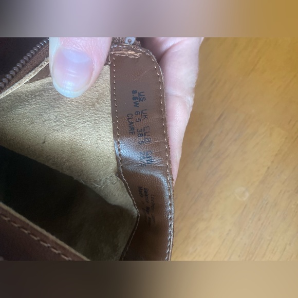 Brown leather naturalizer ankle booties - Picture 11 of 12